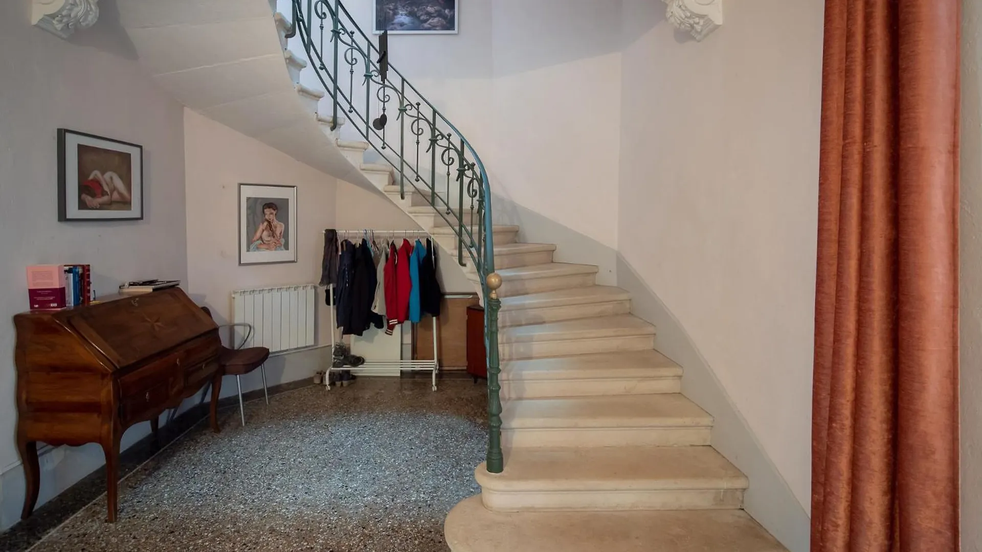 Saillans Chez Nathalie Et Etienne Bed & Breakfast